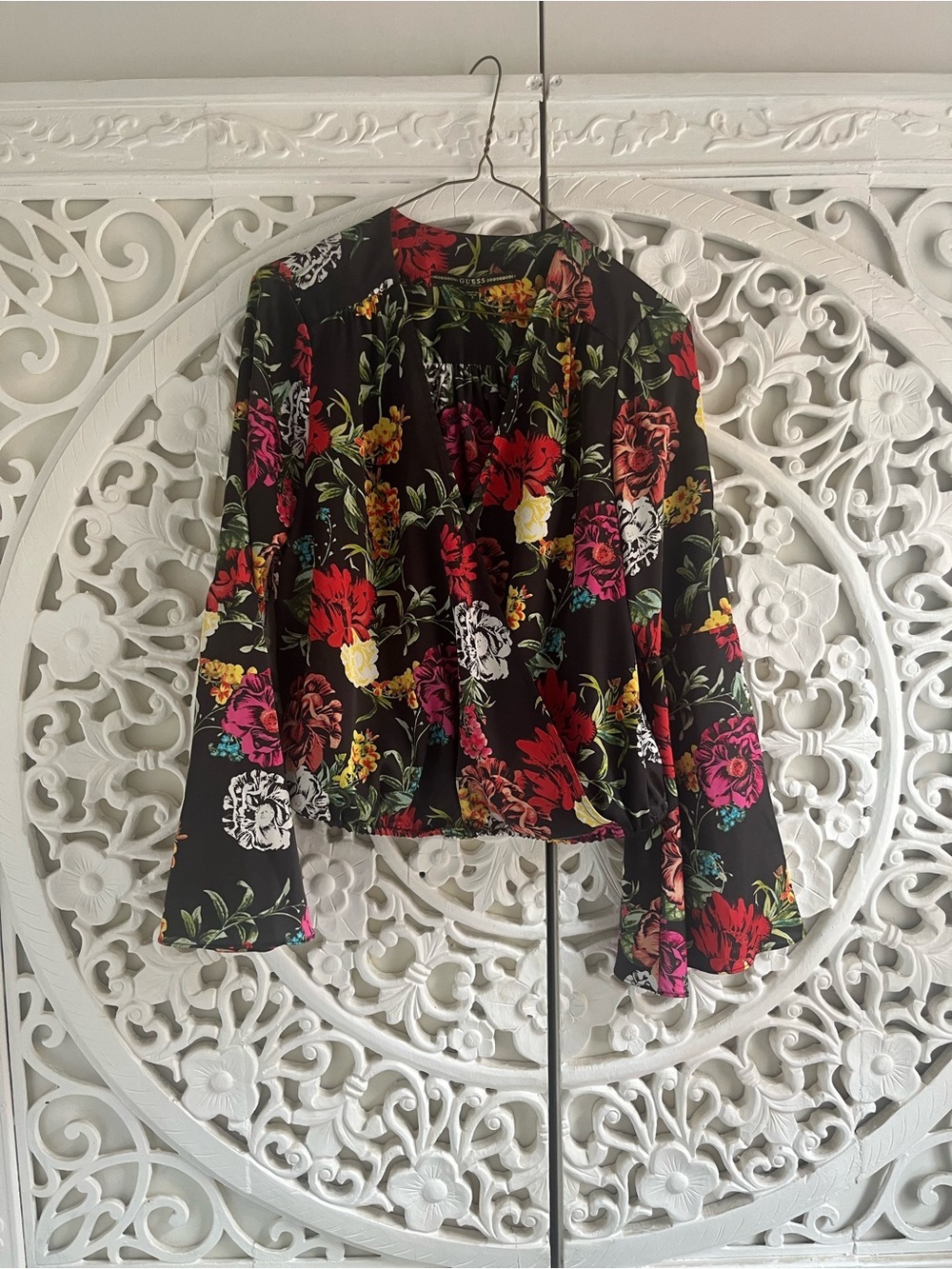 Guess Floral Print Blouse Bell Sleeve Boho Top Size Small